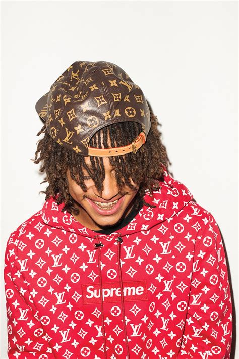 supreme x lv felpa|Supreme x Louis Vuitton: See Every Piece from the .